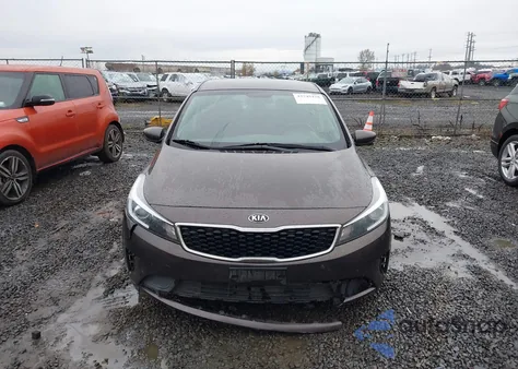2017 Kia Forte Lx z USA, uszkodzony, nr VIN 3KPFK4A7XHE035686